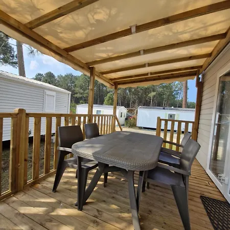 Mobile 5 Places Cosy Cap Ferret Lodge *