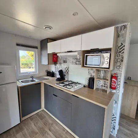Mobile 5 Places Cosy Cap Ferret Lodge *